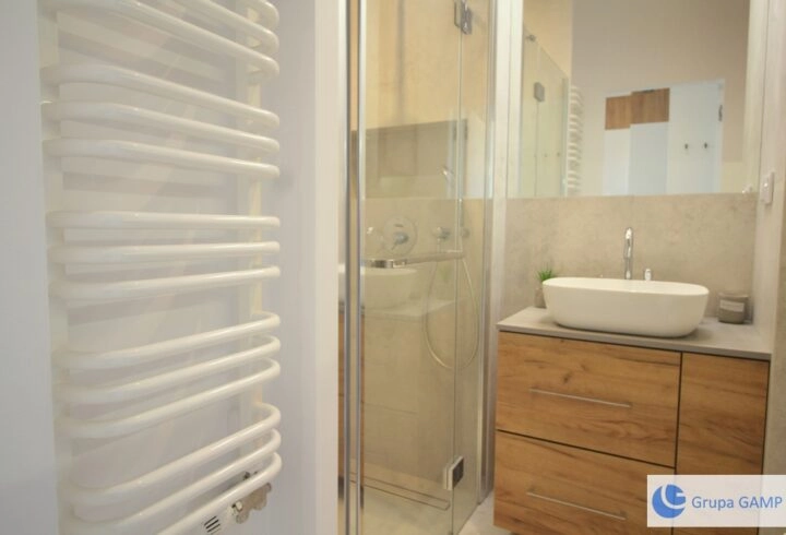 Nowoczesne Studio *Mogilska* 6 piętro | loggia