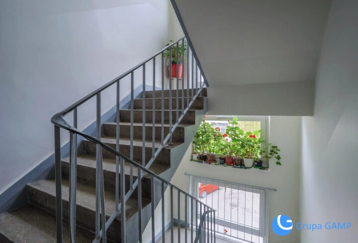 29m2+balkon tramwaj/widok na zieleń Mistrzejowice