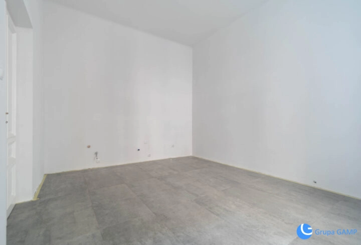 Lokal 40,3m2 *Starowiślna* oficyna