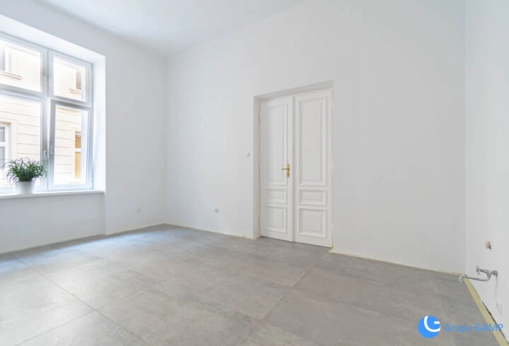 Lokal 40,3m2 *Starowiślna* oficyna