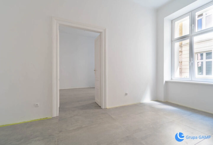 Lokal 40,3m2 *Starowiślna* oficyna