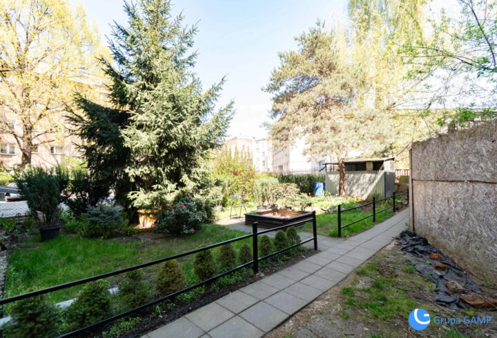 Lokal 40,3m2 *Starowiślna* oficyna