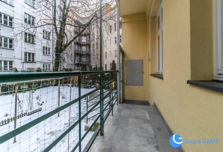 Studio z otwartą kuchnia 34 m2+balkon*P.Inwalidów*