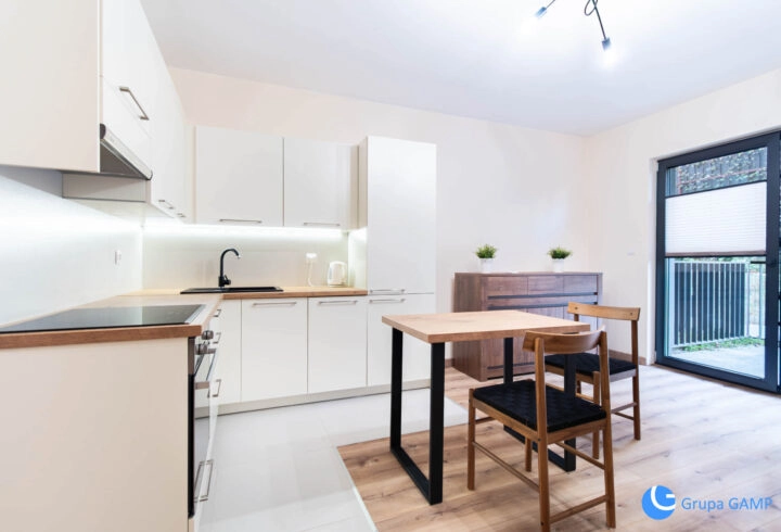 Studio 28 m2 *Wybickiego* - klimatyzacja, taras !