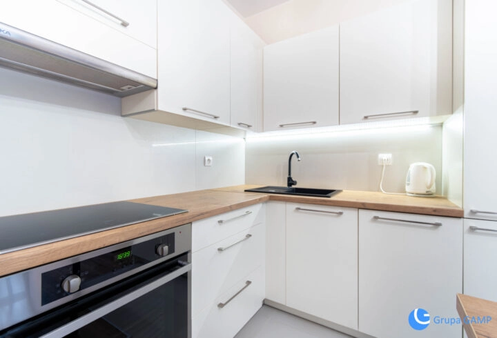 Studio 28 m2 *Wybickiego* - klimatyzacja, taras !