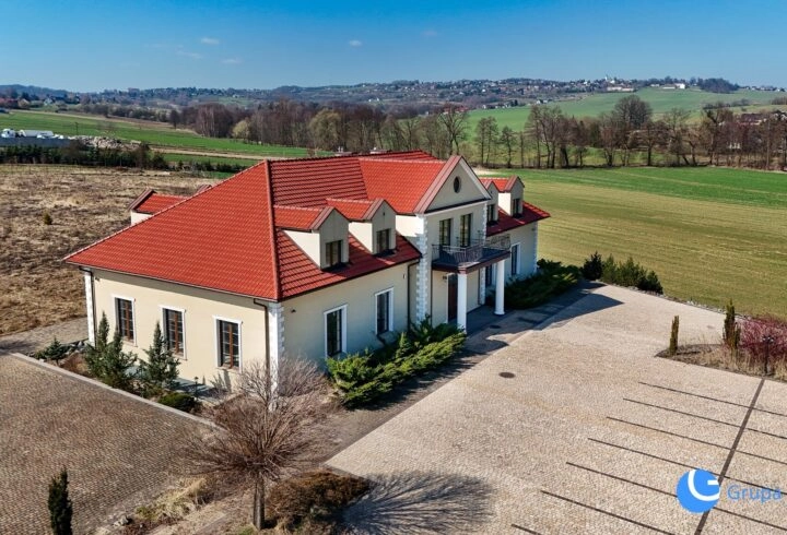 Obiekt z basenem i pokojami, 1,1 ha | Gdów/Kraków