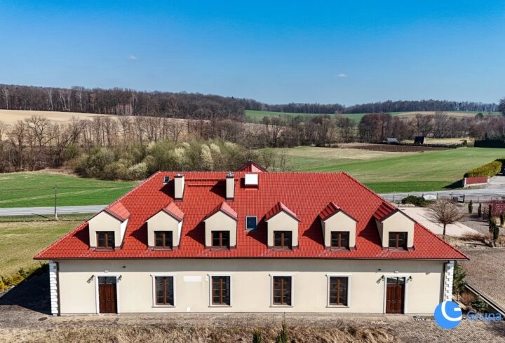 Obiekt z basenem i pokojami, 1,1 ha | Gdów/Kraków