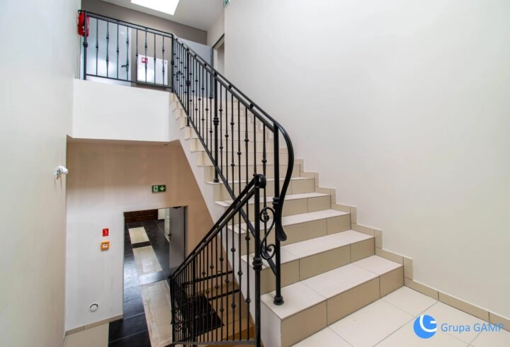 Obiekt z basenem i pokojami, 1,1 ha | Gdów/Kraków