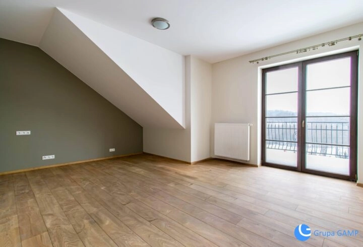 Obiekt z basenem i pokojami, 1,1 ha | Gdów/Kraków