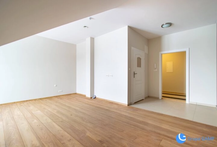 Obiekt z basenem i pokojami, 1,1 ha | Gdów/Kraków