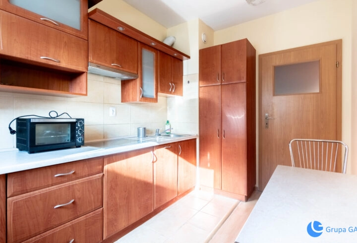Studio z oddzielną kuchnią *os. Mozarta* 30m2