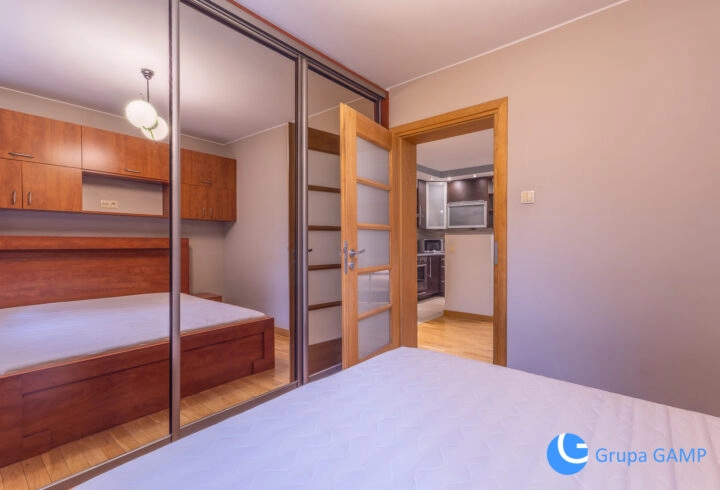 Bronowice SKA *3pok.-44m2* tramwaj