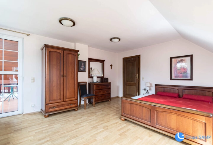 Dom w Tyńcu,  140m2 na pięknej działce 21 arów