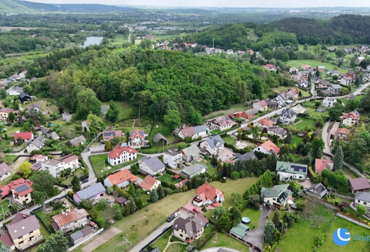 Dom w Tyńcu,  140m2 na pięknej działce 21 arów