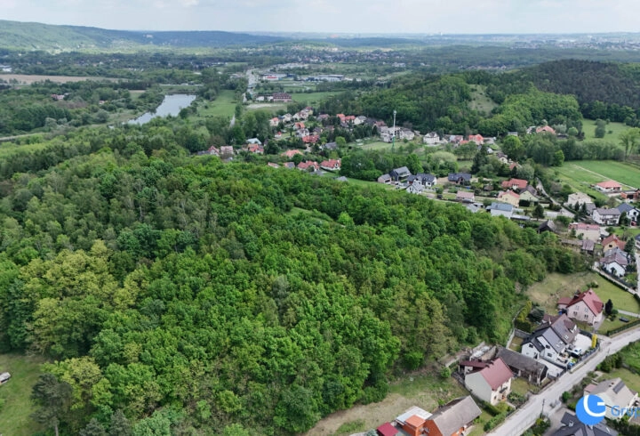 Dom w Tyńcu,  140m2 na pięknej działce 21 arów