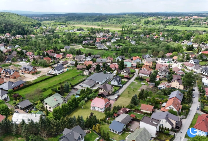 Dom w Tyńcu,  140m2 na pięknej działce 21 arów