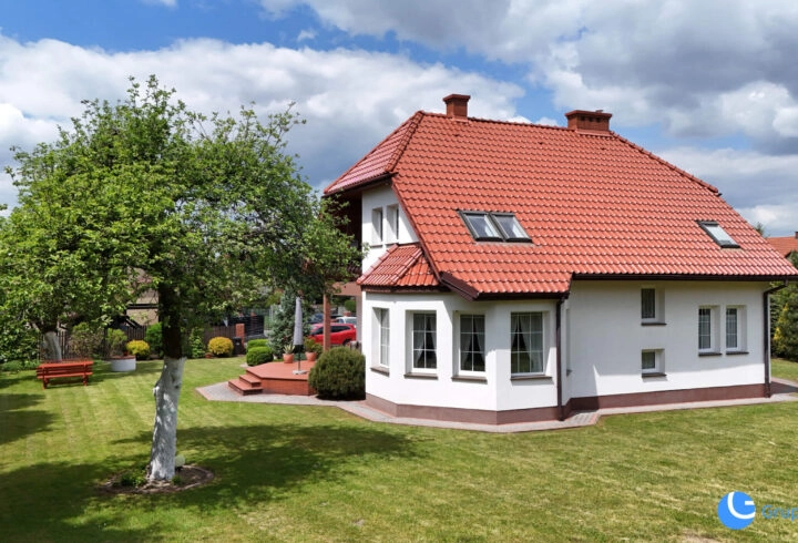 Dom w Tyńcu,  140m2 na pięknej działce 21 arów