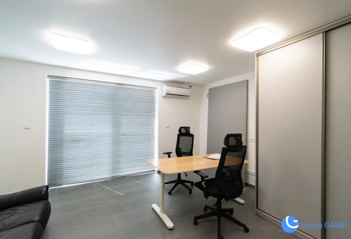 Dwa budynki 795 m2| Działka 30ar|Borzęta-Myślenice