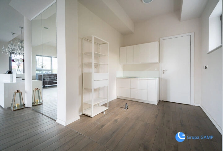 LOKAL | 206m2 | Jezioro Chechelskie