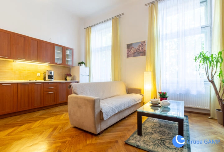 2 pok, ul. Piłsudskiego, 60m2, od 1 lipca