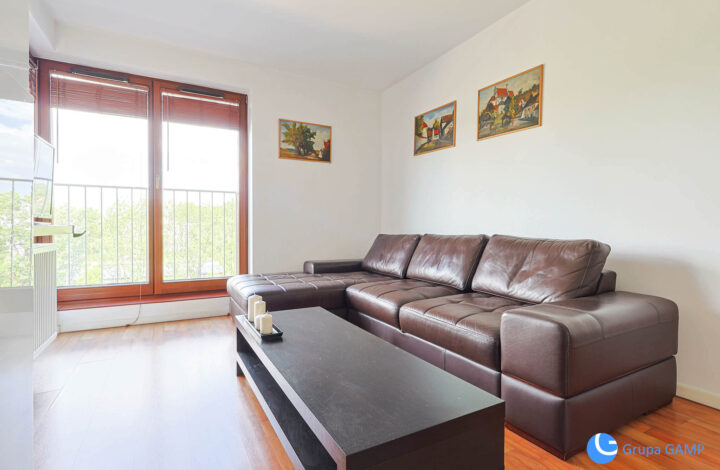 Kapelanka 6a 54,5m2, 2 osobne pokoje, garaż