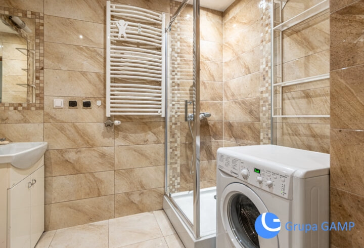 2-pok. 40m2 *Fatimska Bieńczyce* balkon, parking