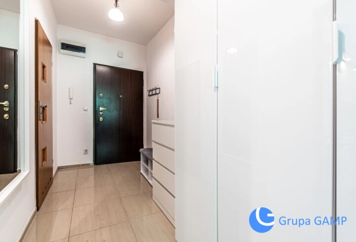 2-pok. 40m2 *Fatimska Bieńczyce* balkon, parking