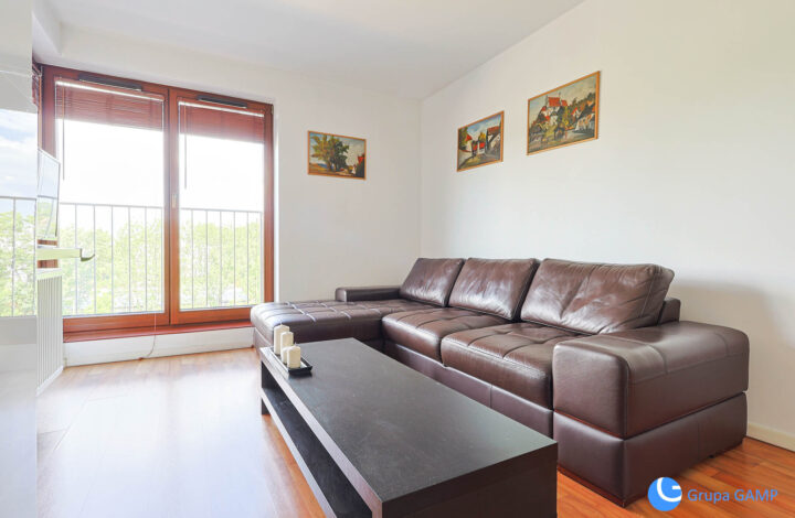 Kapelanka 6a 54,5m2, 2 osobne pokoje, garaż