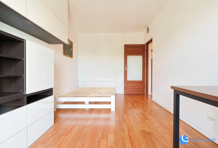 Kapelanka 6a 54,5m2, 2 osobne pokoje, garaż