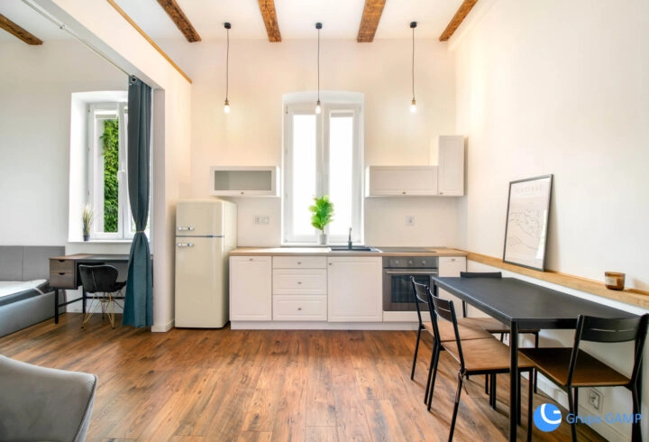 Kawalerka przy Galerii Krakowskiej, 34,86 m2.