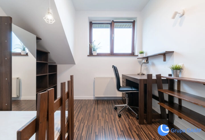|Dom 230m2|garaż|taras|ogród|klimatyzacja