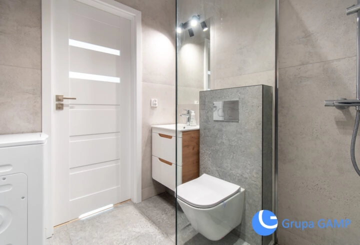 Prądnik Czerwony, trzy pokoje, dwa balkony, 60m2.