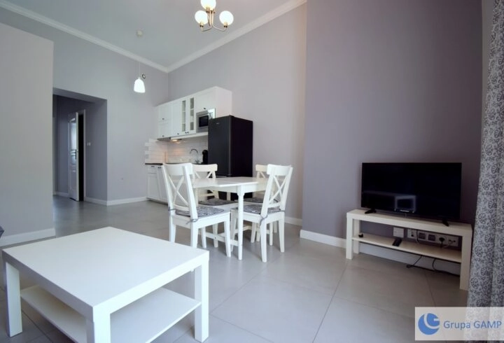 Centrum-2 pokoje z balkonem przy Rondzie Mogilskim