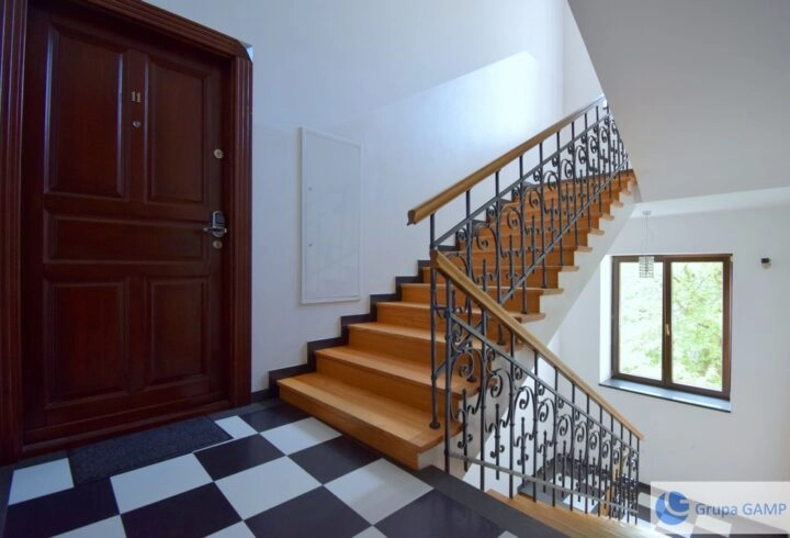 Centrum-2 pokoje z balkonem przy Rondzie Mogilskim