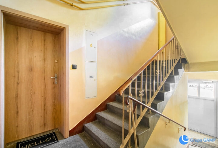 3-pok. 49 m² przy Zalewie Nowohuckim, po remoncie