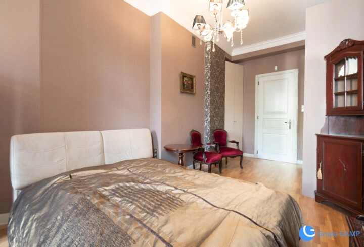 3-pok.104 m2, Stare Miasto, ul. Wielopole, balkon.