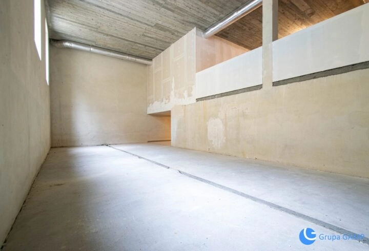 Obiekt z basenem i pokojami, 1,1 ha | Gdów/Kraków