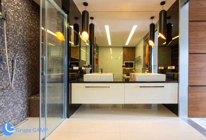 3-Bedroom Unique Penthouse by the River