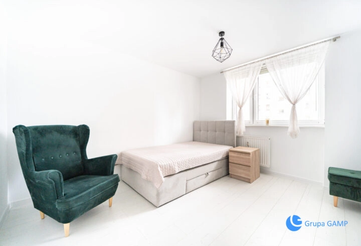 3 pok. | 68 m2 | Po remoncie | Balkon
