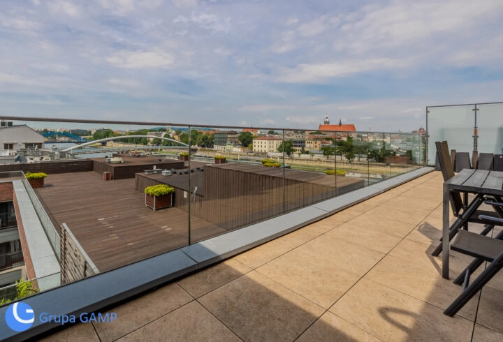 3-Bedroom Unique Penthouse by the River