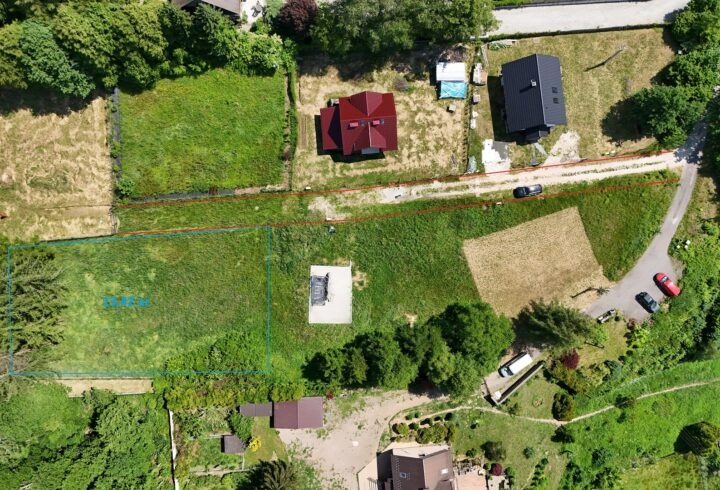 Widokowa działka 13,4 ar w Sieprawiu | Media