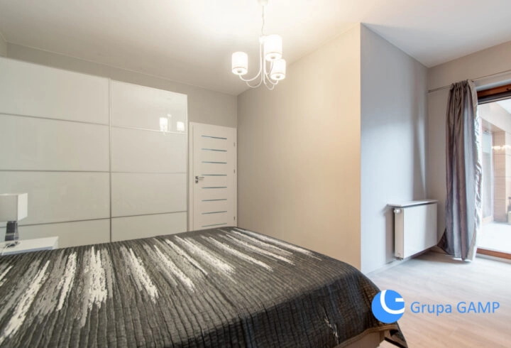 *Apartamenty Novum* Stare Miasto, garaż, loggia!
