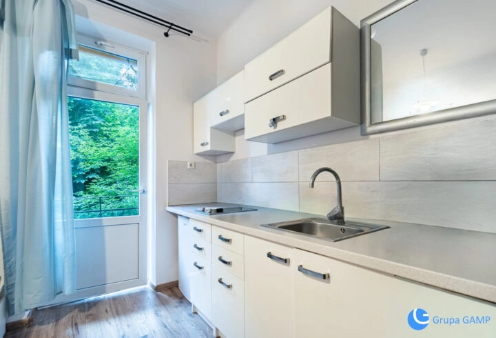 Studio *Biprostal* od 1.07- ALL 2700 PLN | balkon