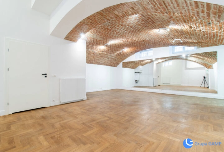 Lokal, 62m2, Stare miasto, Plac Matejki.