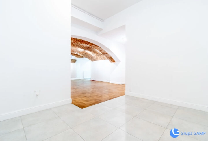 Lokal, 62m2, Stare miasto, Plac Matejki.