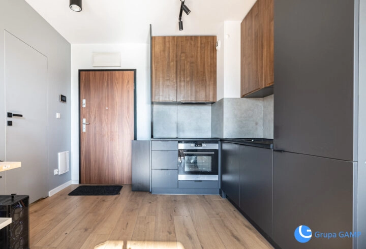 Studio z wydzieloną sypialnią*28m2*Woźniców