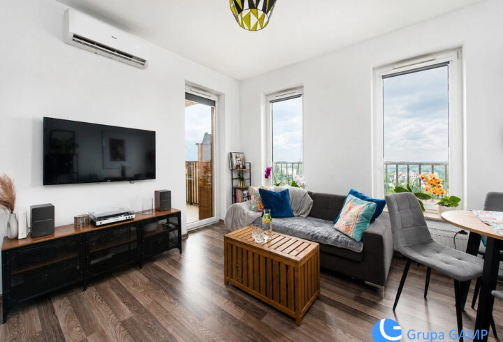 3-pok 47m2 *klima*10m2 balkon, widok na zieleń