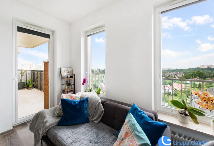 3-pok 47m2 *klima*10m2 balkon, widok na zieleń