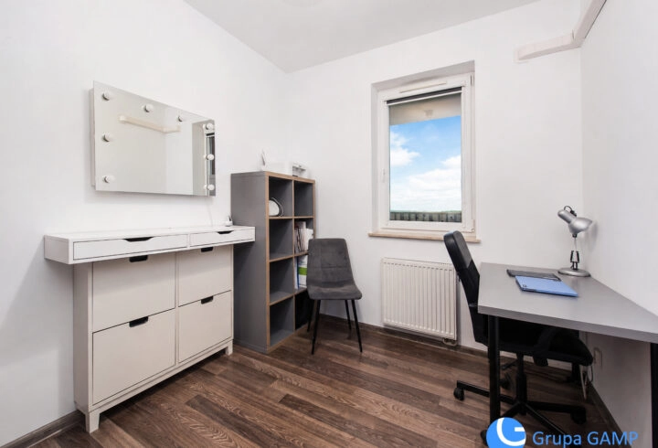 3-pok 47m2 *klima*10m2 balkon, widok na zieleń