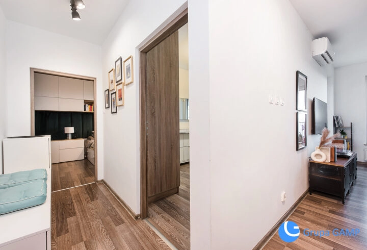 3-pok 47m2 *klima*10m2 balkon, widok na zieleń